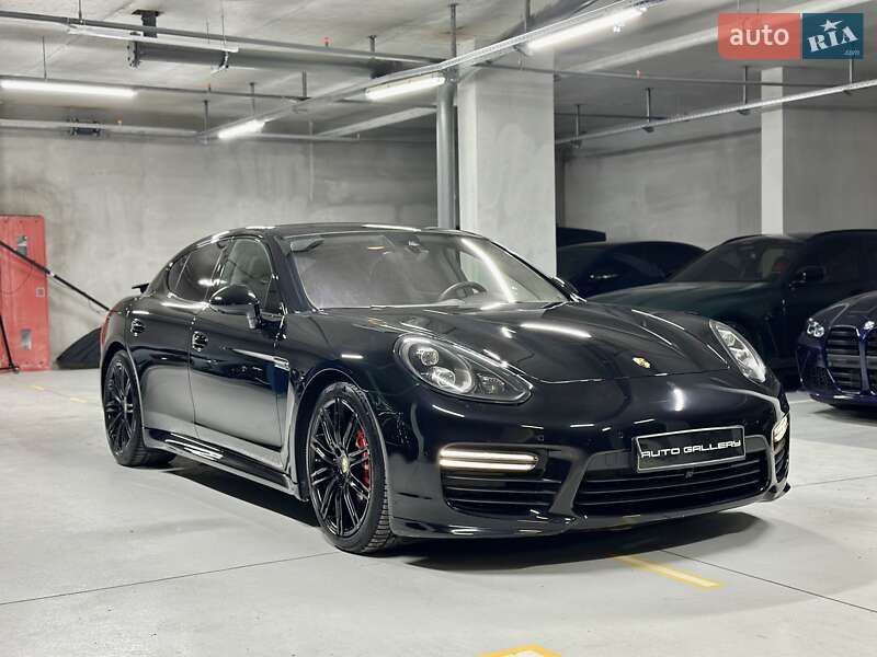2015 porsche panamera