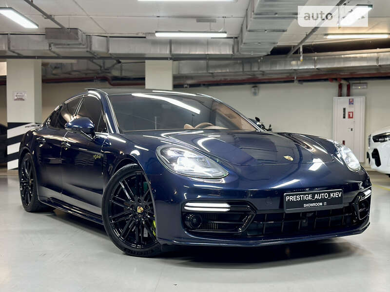 2017 porsche panamera