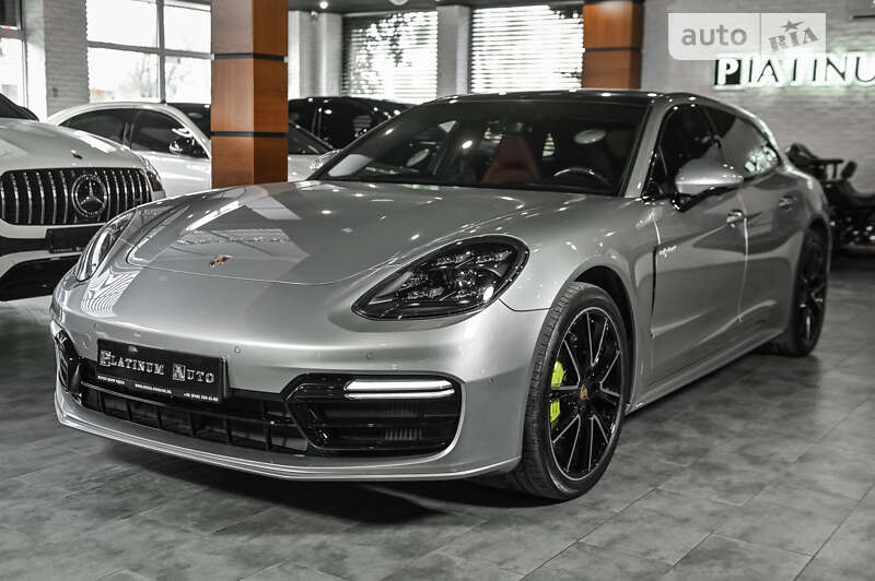 2018 porsche panamera
