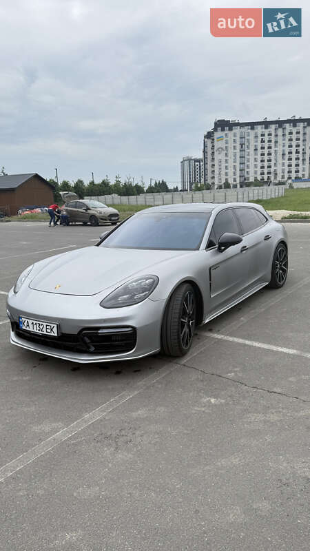 2018 porsche panamera