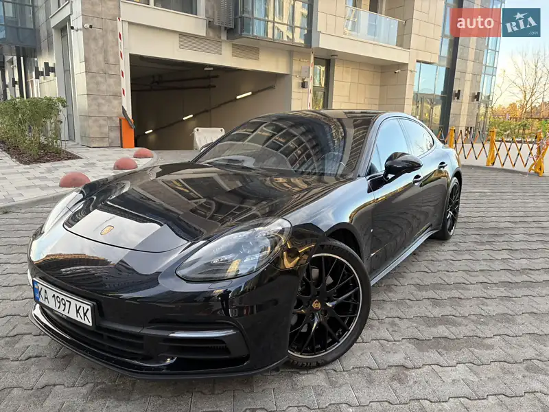 2018 porsche panamera