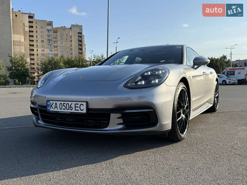 2020 porsche panamera