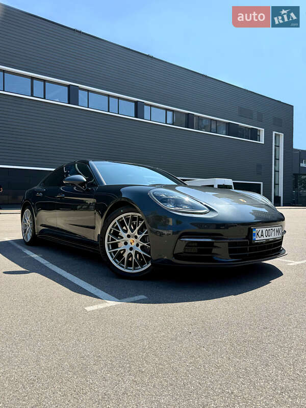 2020 porsche panamera