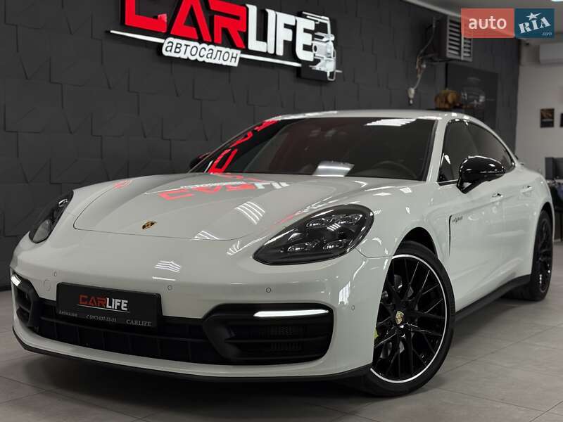 2020 porsche panamera
