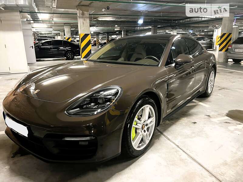 2021 porsche panamera