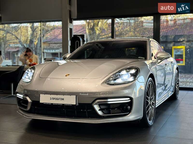 2021 porsche panamera