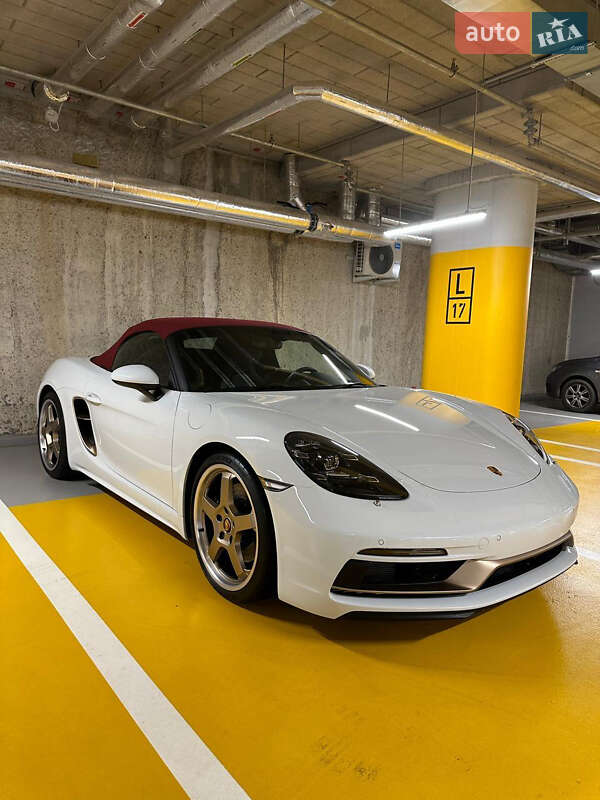 2021 porsche 718 boxster