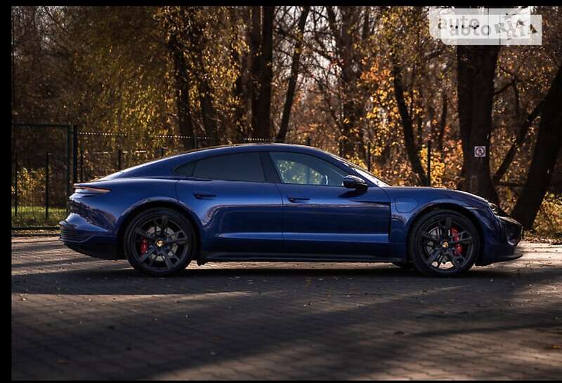 2020 porsche taycan