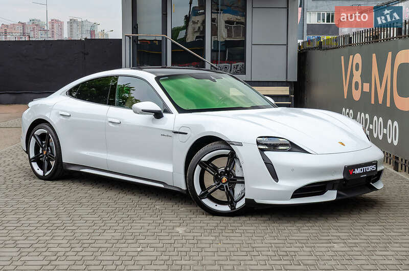 2020 porsche taycan