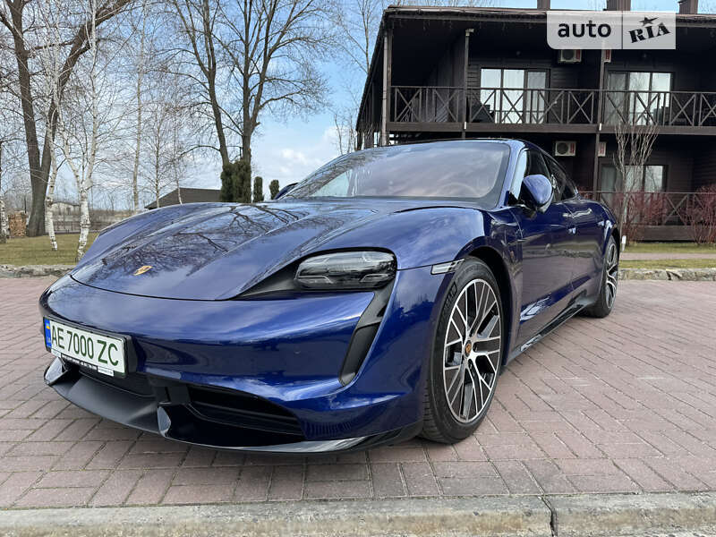 2020 porsche taycan