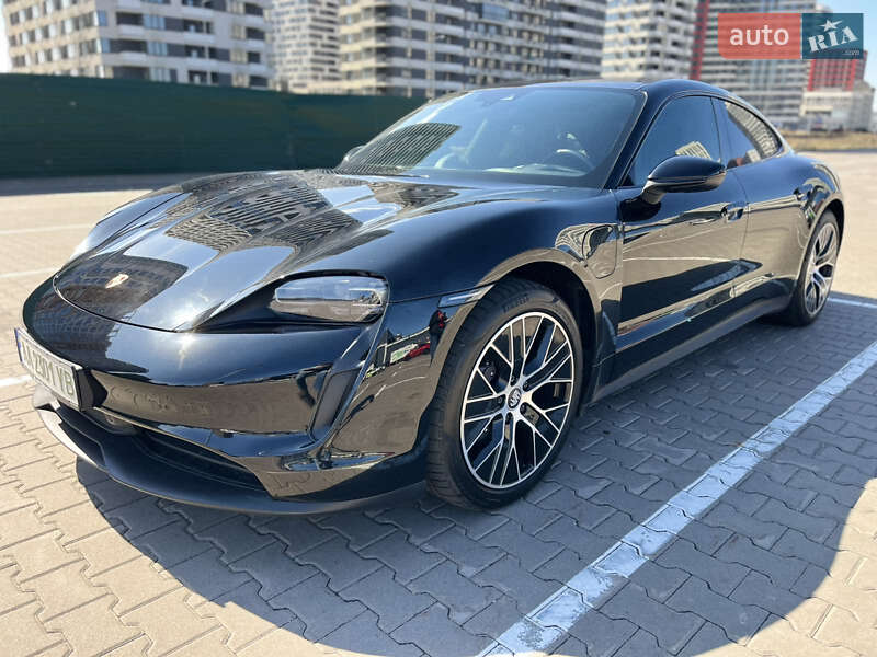 2021 porsche taycan