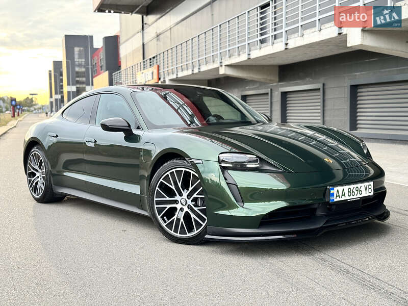2021 porsche taycan