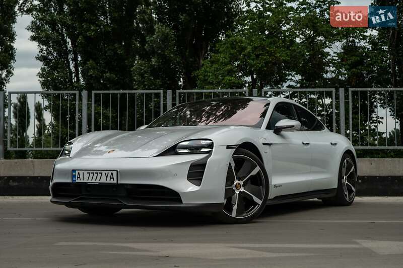 2021 porsche taycan