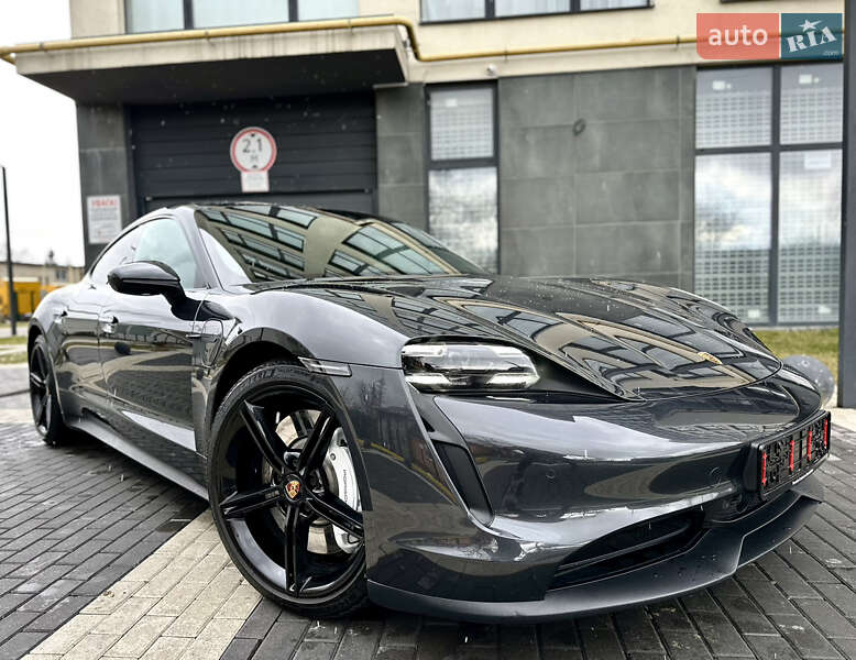 2020 porsche taycan 4s
