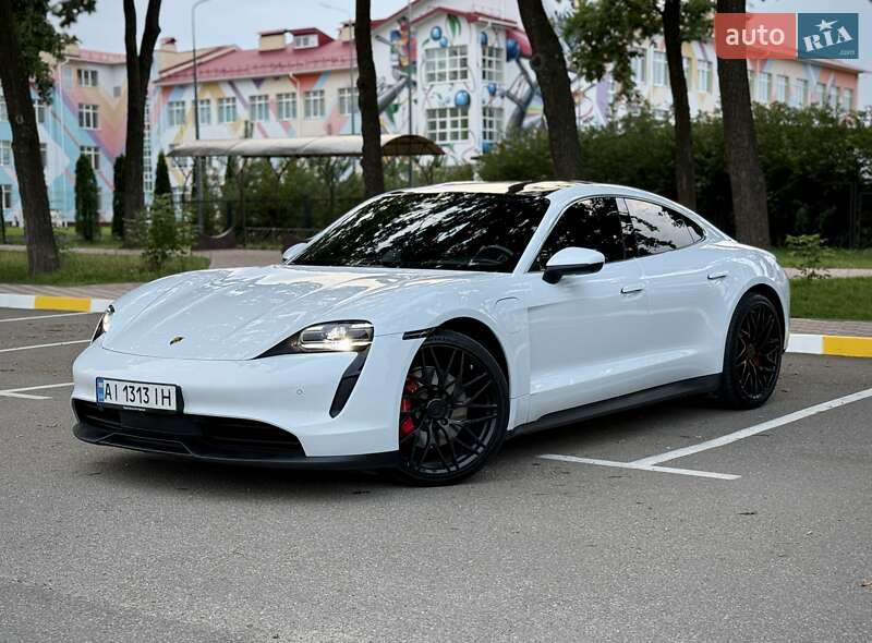 2021 porsche taycan