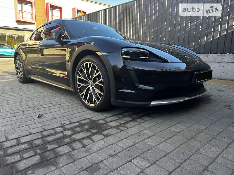 2021 porsche taycan