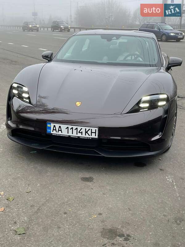 2021 porsche taycan