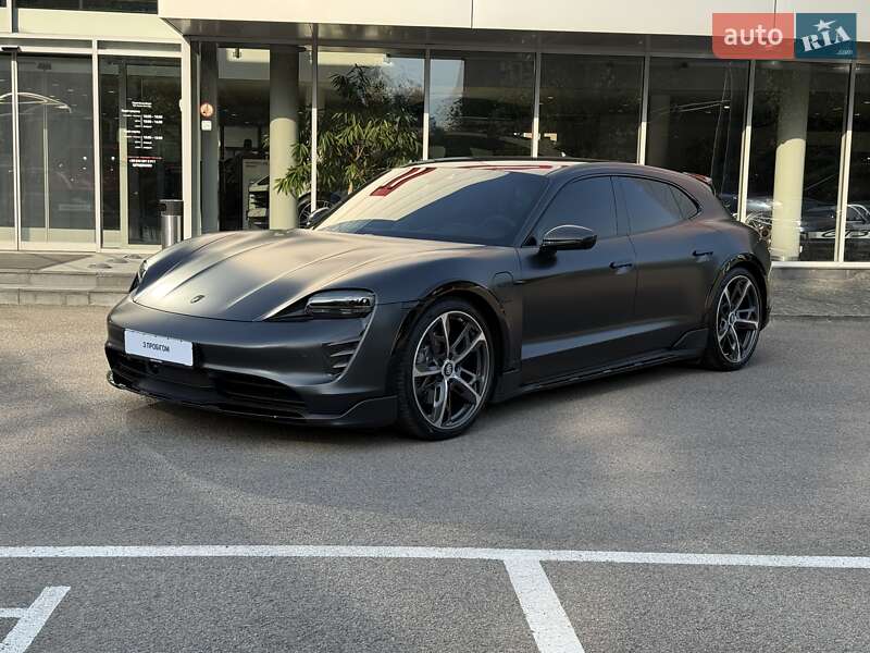 2022 porsche taycan