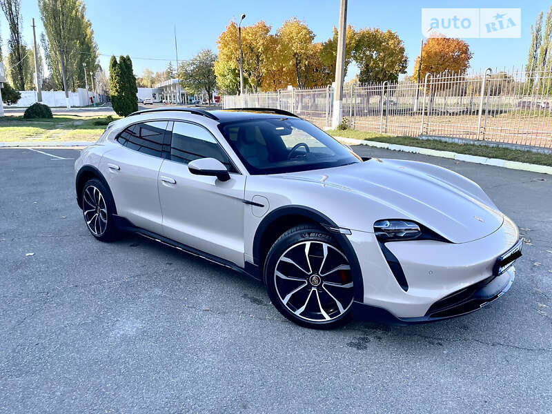 2021 porsche taycan cross turismo