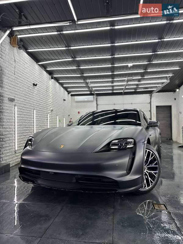 2023 porsche taycan