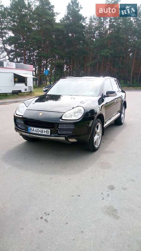 2004 porsche cayenne