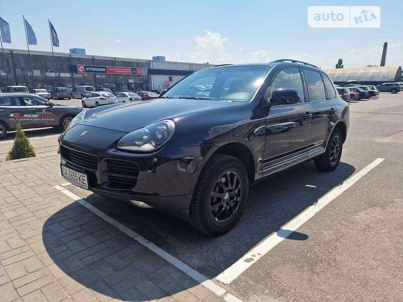 2005 porsche cayenne
