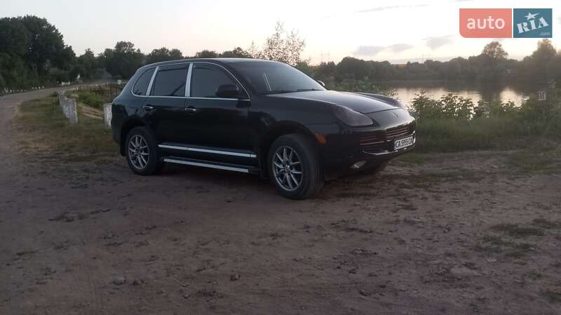 2004 porsche cayenne