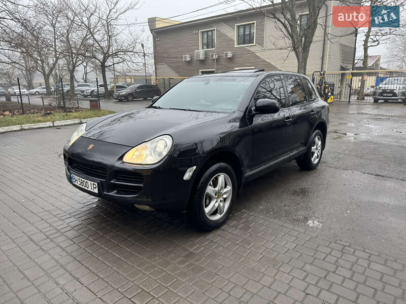 2004 PORSCHE Cayenne