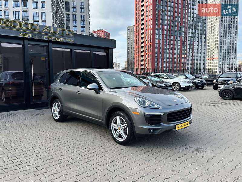 2015 porsche cayenne