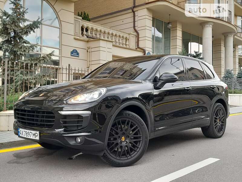 2016 porsche cayenne