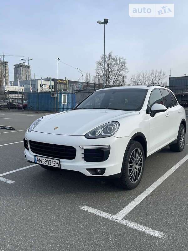2016 porsche cayenne