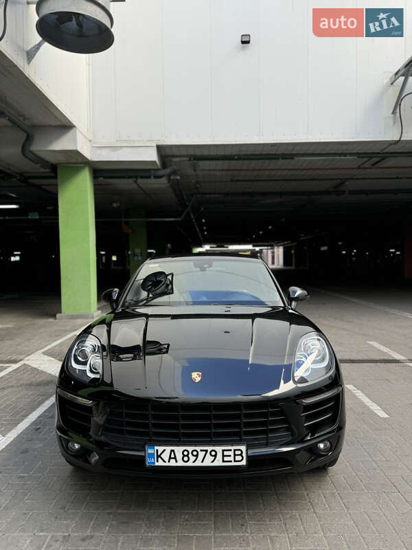 2018 porsche macan