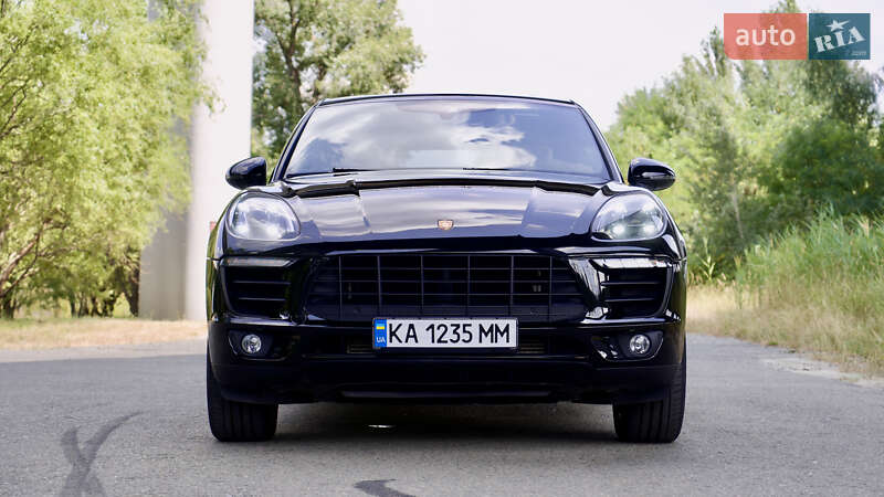 2017 porsche macan