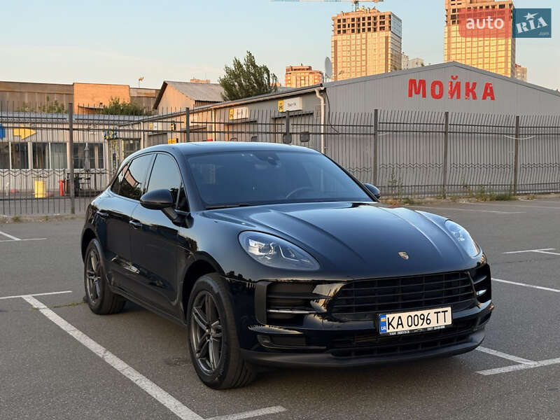 2020 porsche macan
