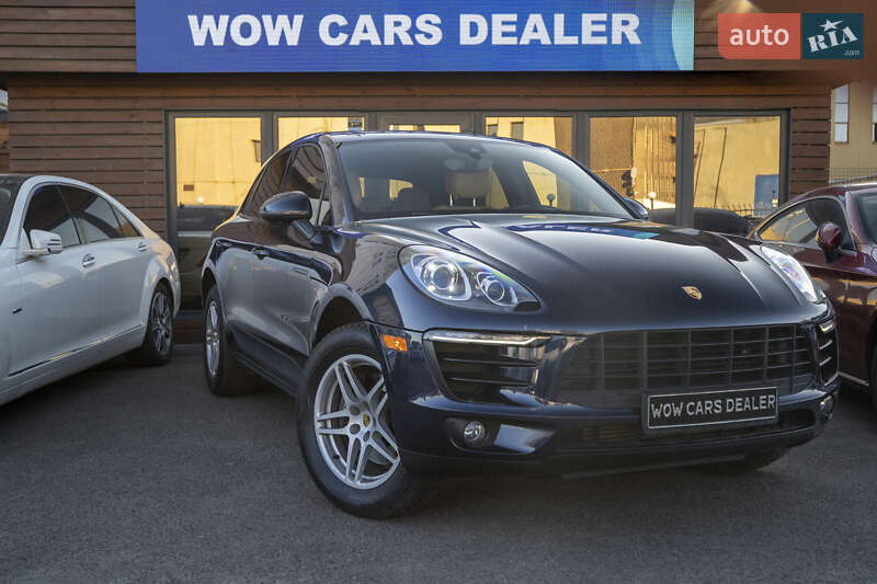 2018 porsche macan r4