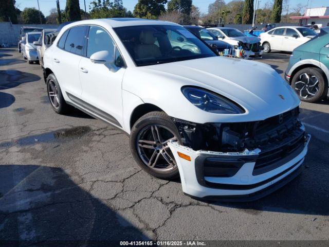 2023 PORSCHE Macan