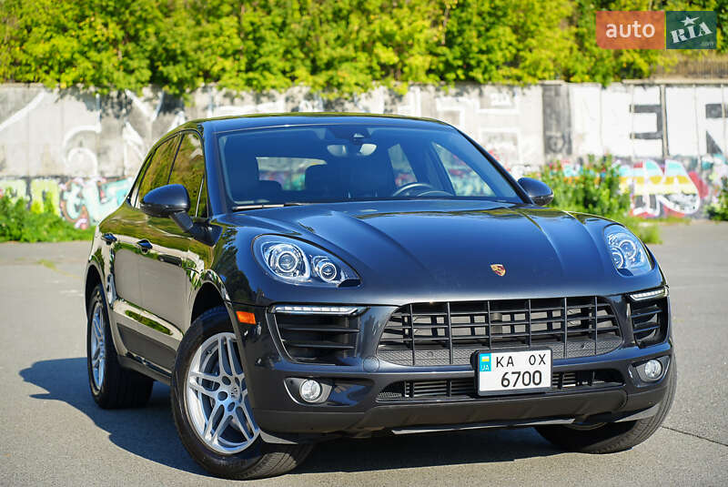 2018 porsche macan