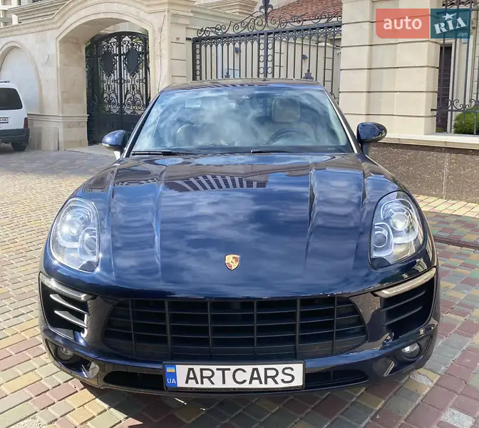 2018 porsche macan