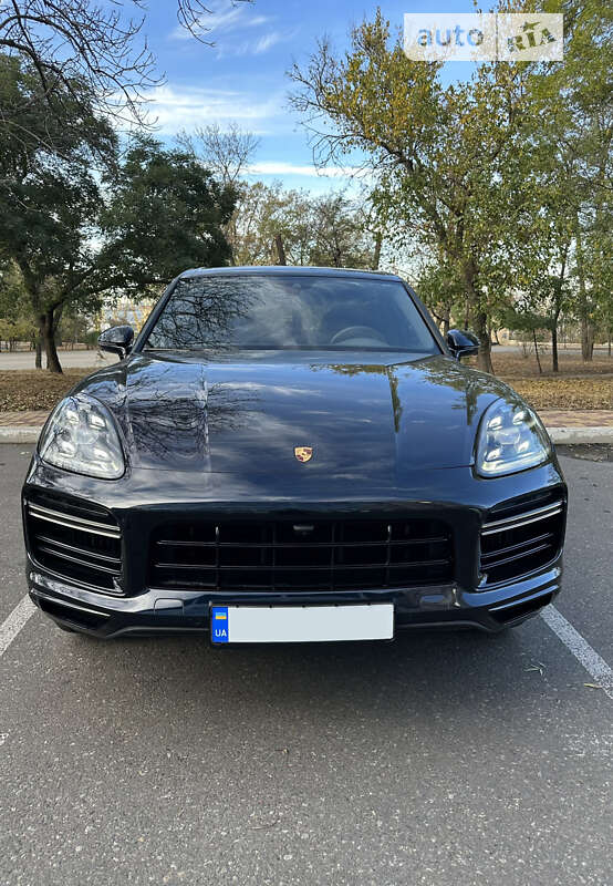 2020 porsche cayenne