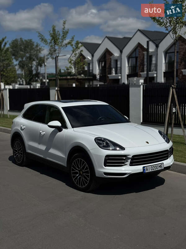2021 PORSCHE Cayenne
