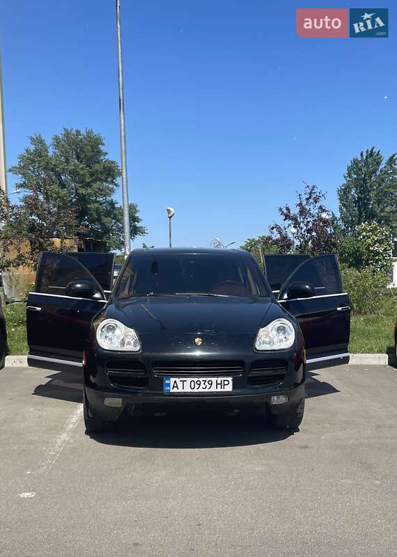 2003 porsche cayenne