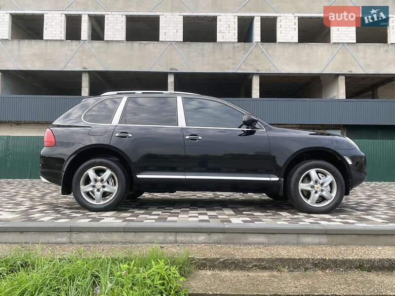 2005 porsche cayenne