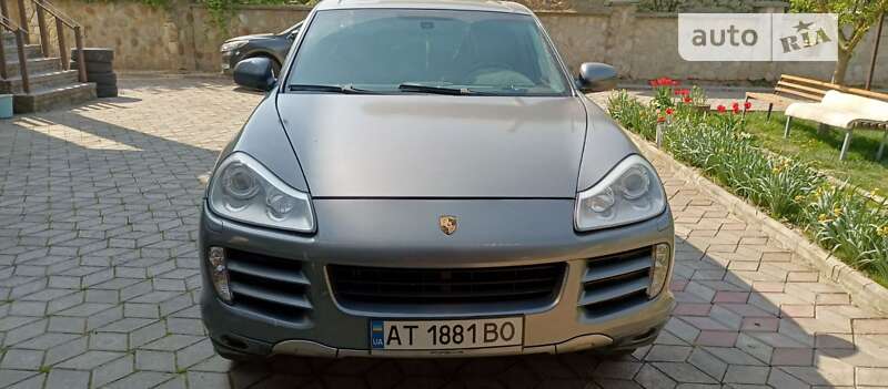 2004 porsche cayenne