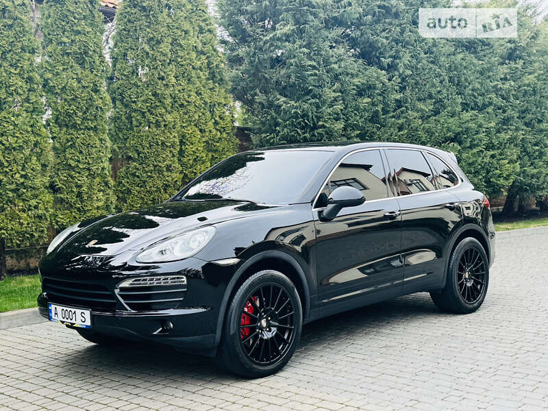 2011 porsche cayenne