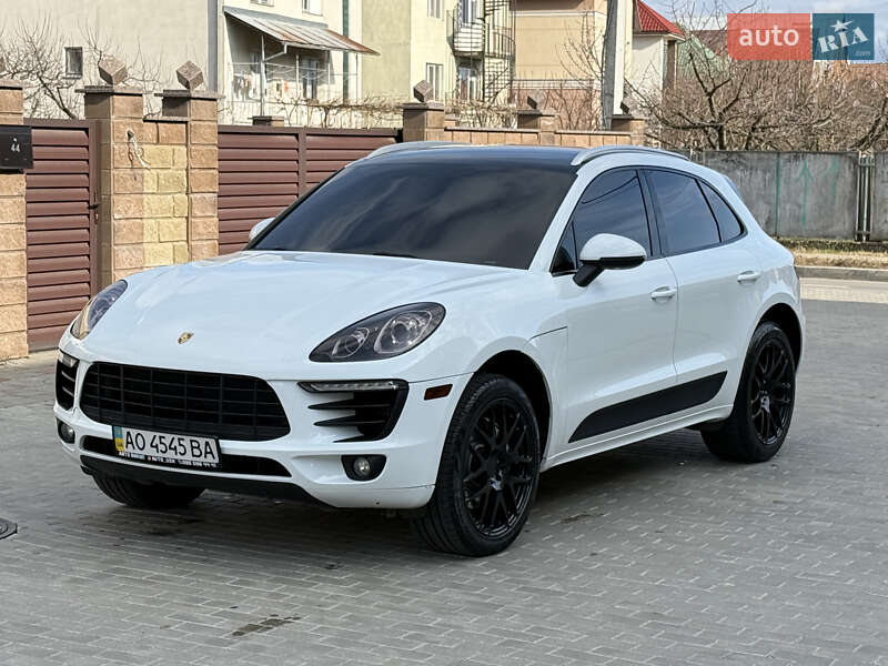 2014 porsche macan