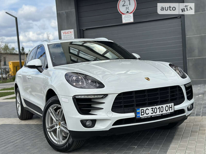 2017 porsche macan s