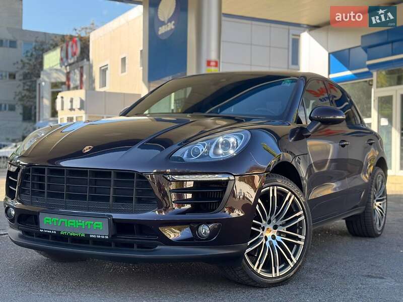 2014 porsche macan