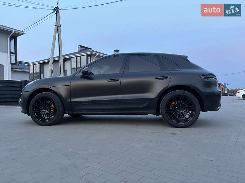 2016 porsche macan