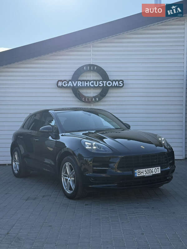 2019 porsche macan
