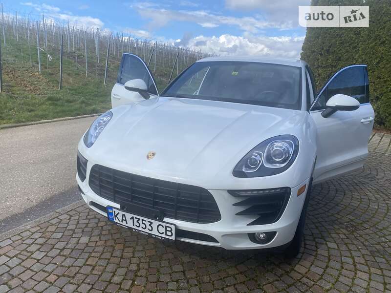 2015 porsche macan